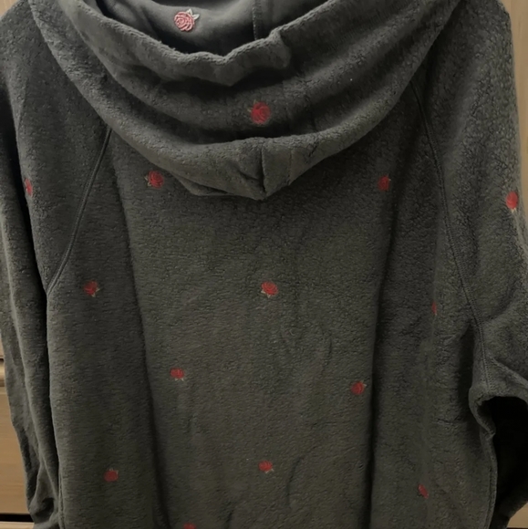 Victoria's Secret Fuzzy Pull over Hoodie - Picture 3 of 4